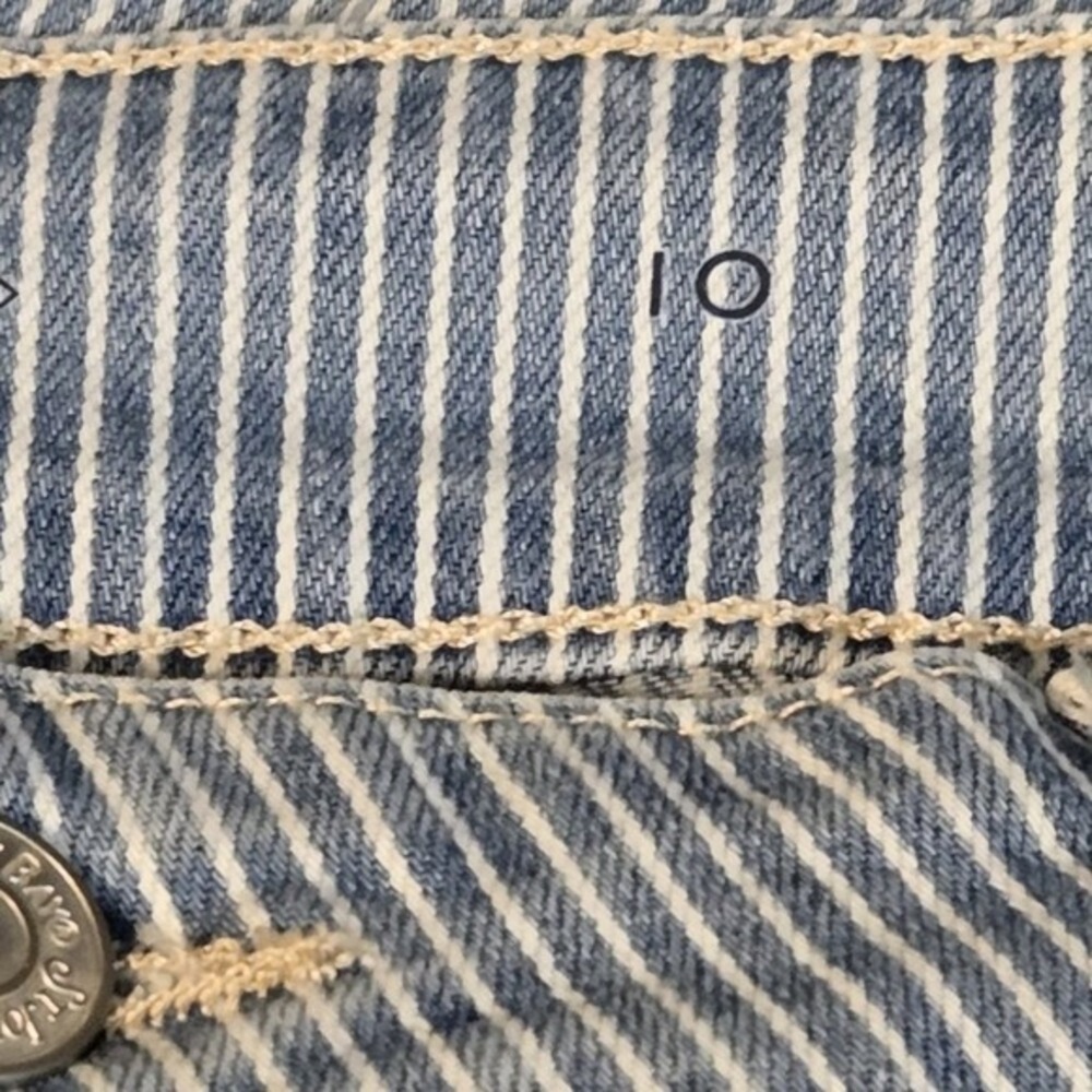 St Johns Bay Striped Cropped Jeans Size 10 Blue White Denim Casual Capri - Picture 8 of 12